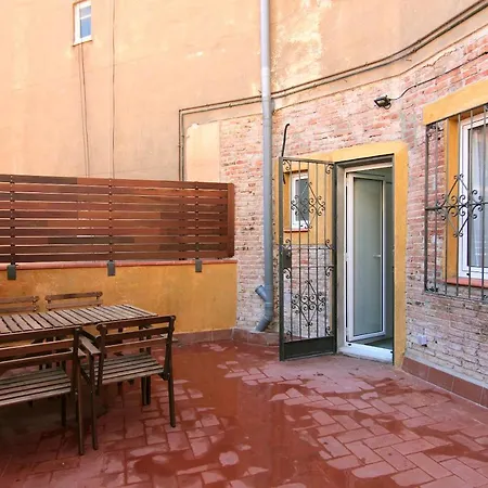 - Felip Ii Apartamento