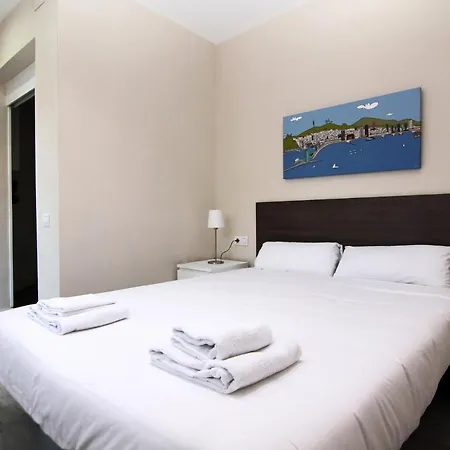 Felip Ii -spacious And Quiet Appartement Barcelona