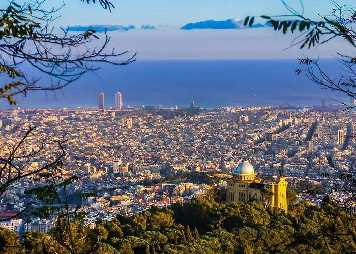 Felip - Spacious And Quiet & One With Terrace * Barcellona